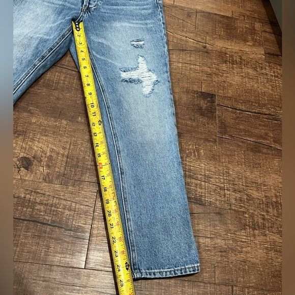 Twelve By OnTwelfth Distressed Boyfriend Jeans Size 26 - Picture 10 of 10